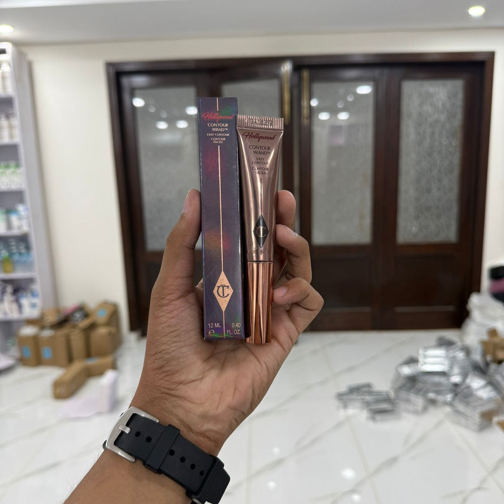 Charlotte Tilbury - Hollywood Contour Wand - FAIR/MEDIUM (PALE-MOYEN)